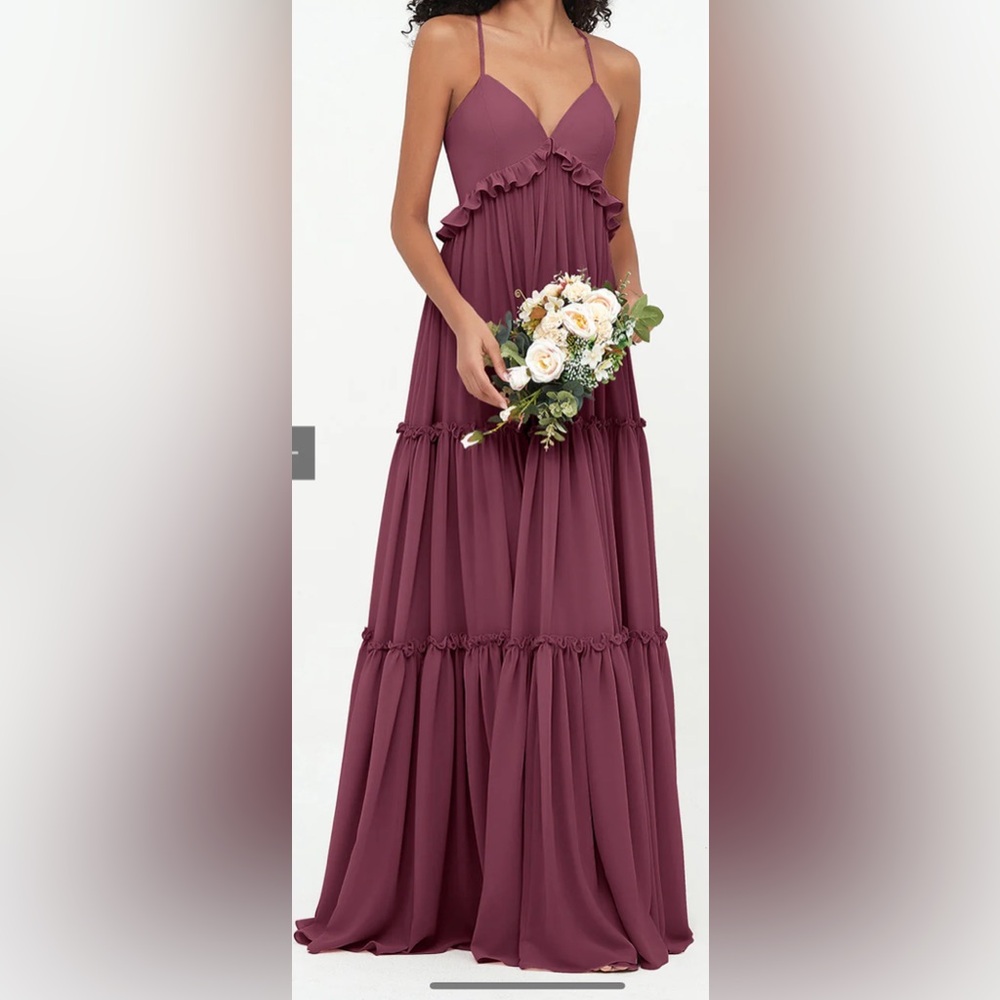 Mulberry bridesmaid dress size 4. Perfect condition. Wore for very few hours.
